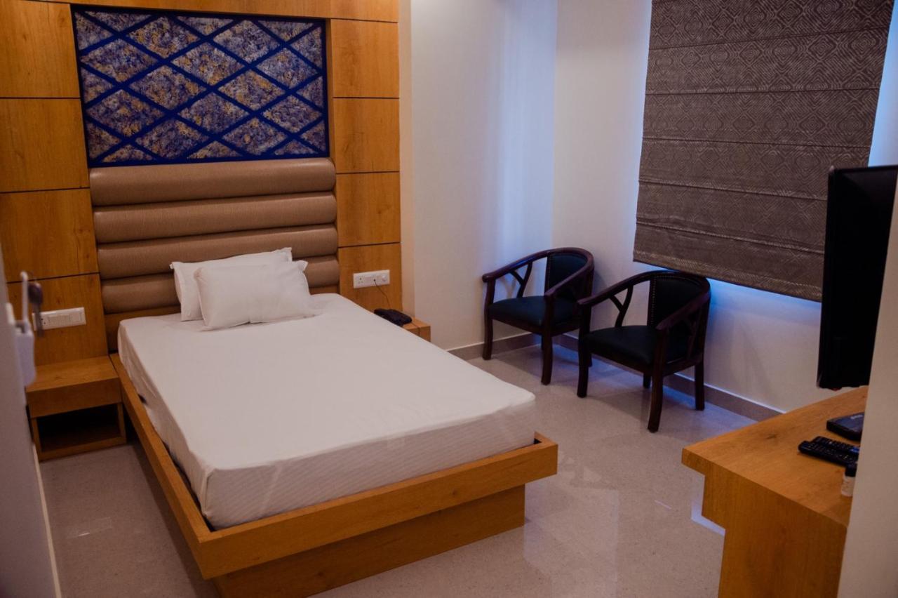 Hotel Grand Lotus Dimāpur Exterior photo