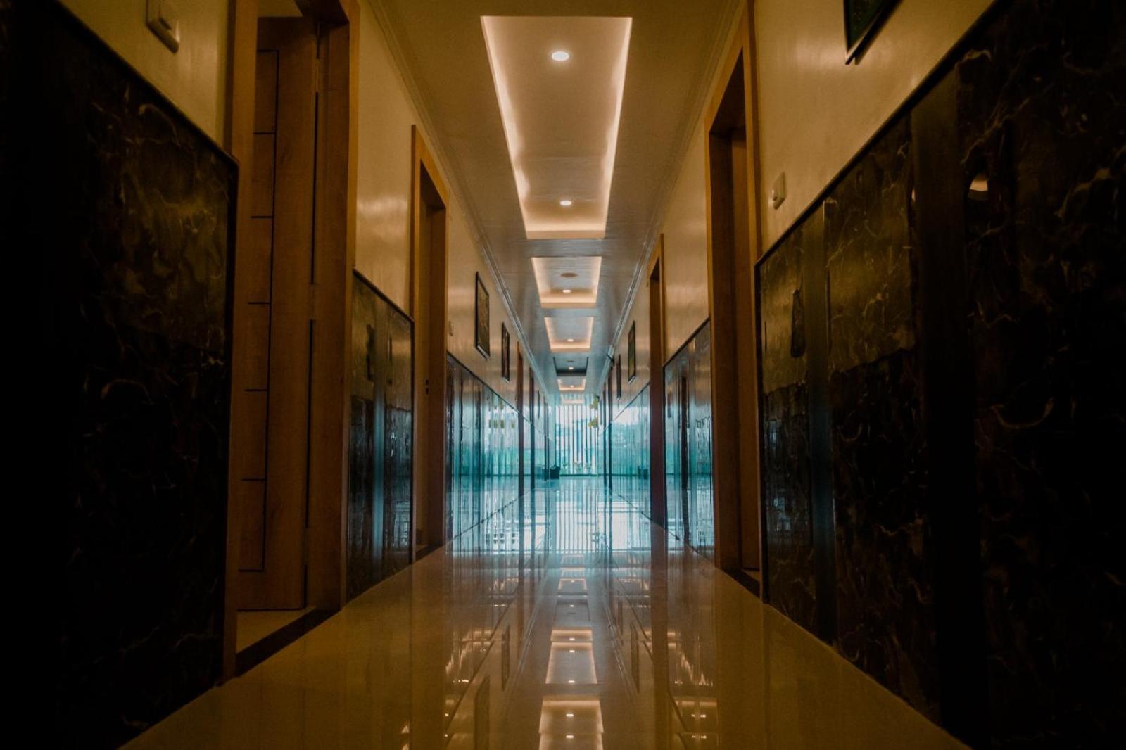 Hotel Grand Lotus Dimāpur Exterior photo